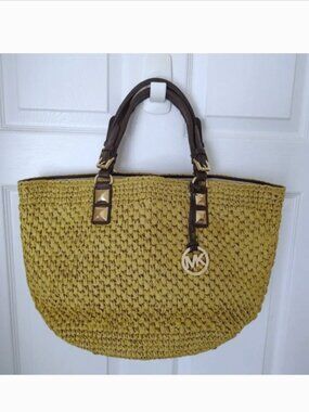 Michael Kors woven straw tote EUC
